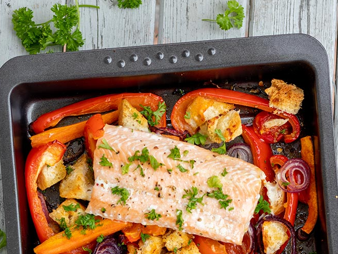 Lachs mit Ofengemüse (Pick-Pott)
